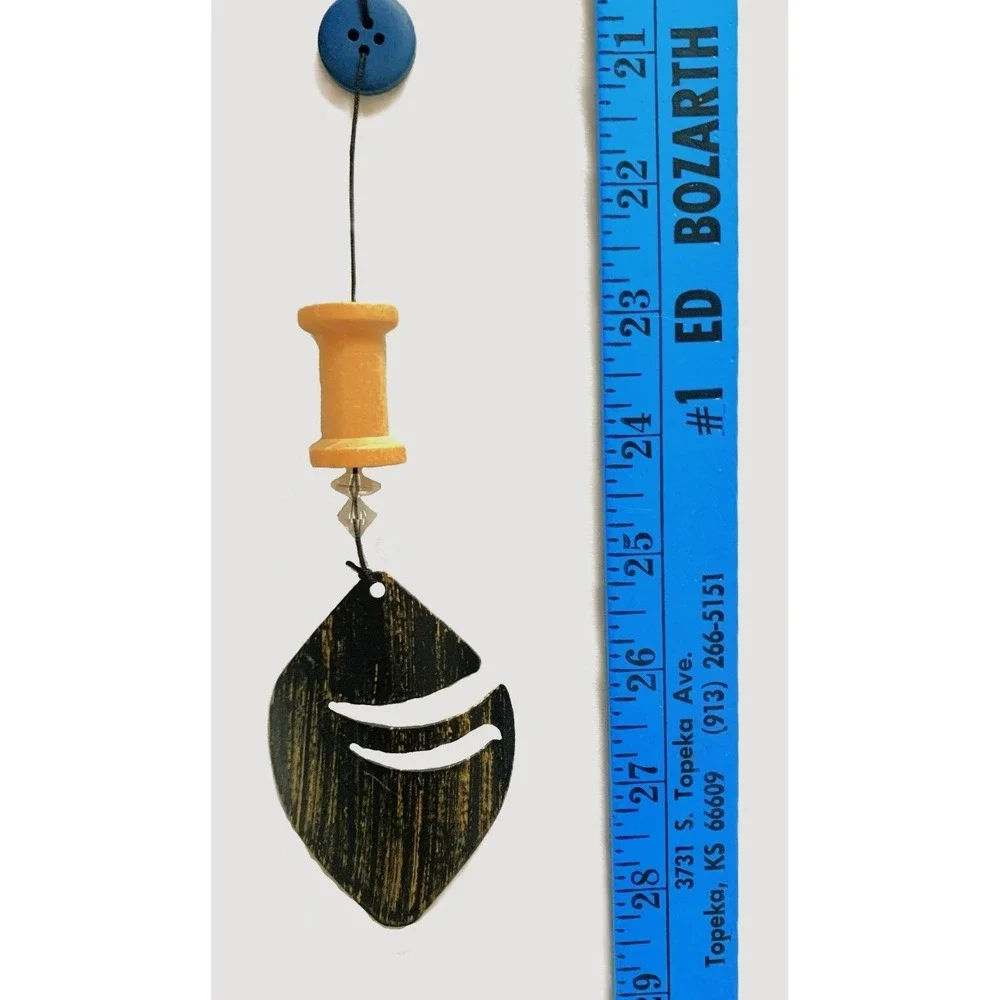 Wind‎ Chime Seamstress Sewing Theme Lg Thread Spool Body Nice Tone 29